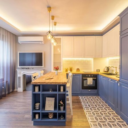 Designer & Cozy 2Bd Flat With A Parking In The City Center By Flat Mаnager 소피아 외부 사진