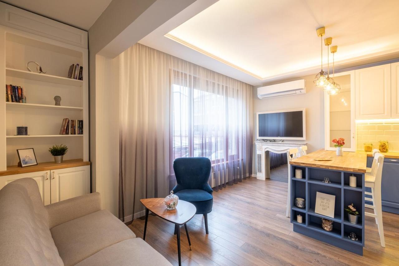 Designer & Cozy 2Bd Flat With A Parking In The City Center By Flat Mаnager 소피아 외부 사진