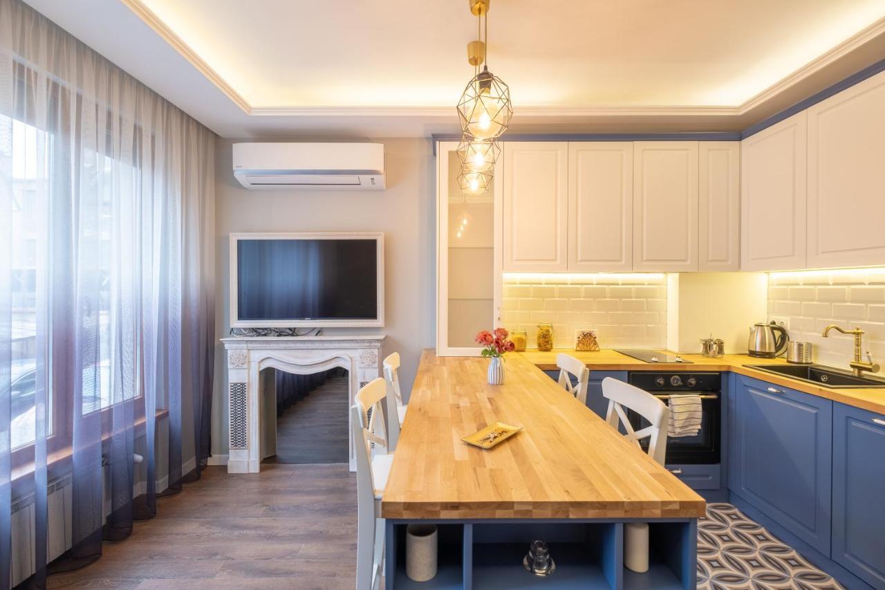 Designer & Cozy 2Bd Flat With A Parking In The City Center By Flat Mаnager 소피아 외부 사진
