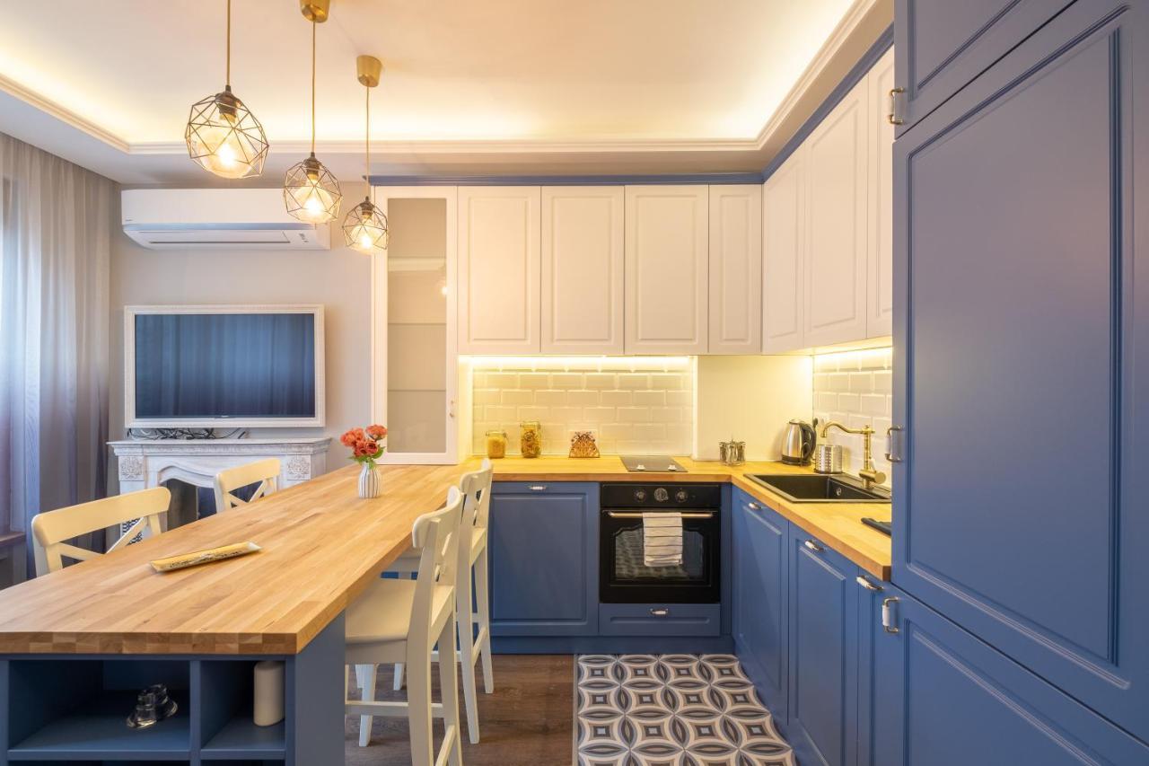 Designer & Cozy 2Bd Flat With A Parking In The City Center By Flat Mаnager 소피아 외부 사진