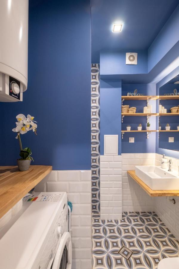 Designer & Cozy 2Bd Flat With A Parking In The City Center By Flat Mаnager 소피아 외부 사진