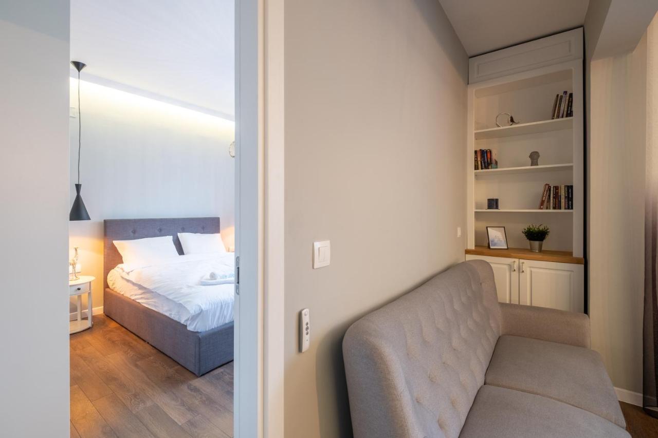 Designer & Cozy 2Bd Flat With A Parking In The City Center By Flat Mаnager 소피아 외부 사진